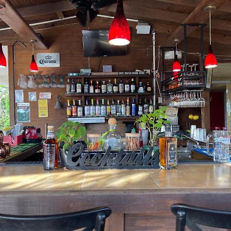 Red Flamboyan Guesthouse And Restaurant Rincon Esterno foto