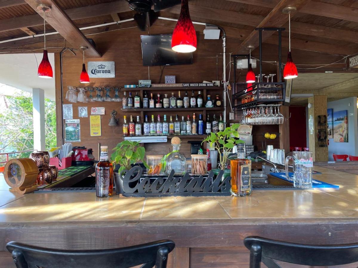 Red Flamboyan Guesthouse And Restaurant Rincon Esterno foto